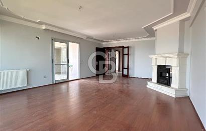 İzmir Narlıderede Site İçerisinde  Deniz - Körfez Manzaralı Satılık 3+1 Daire 