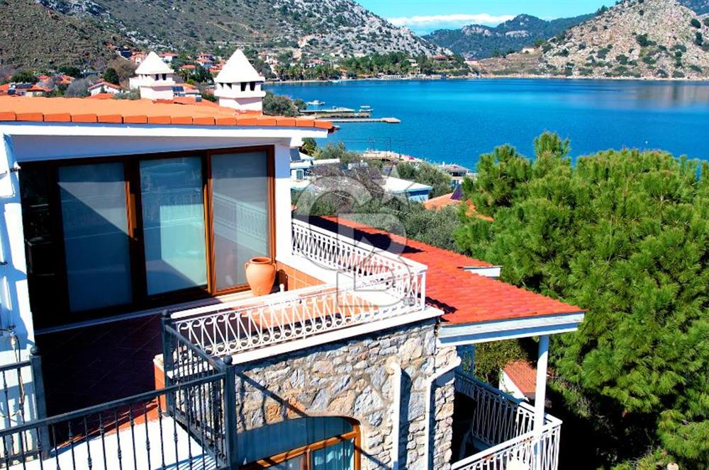 Marmaris Selimiye de 1250m2 Arsa İçerisinde Satılık Eşyalı Villa