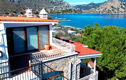 Marmaris Selimiye de 1250m2 Arsa İçerisinde Satılık Eşyalı Villa