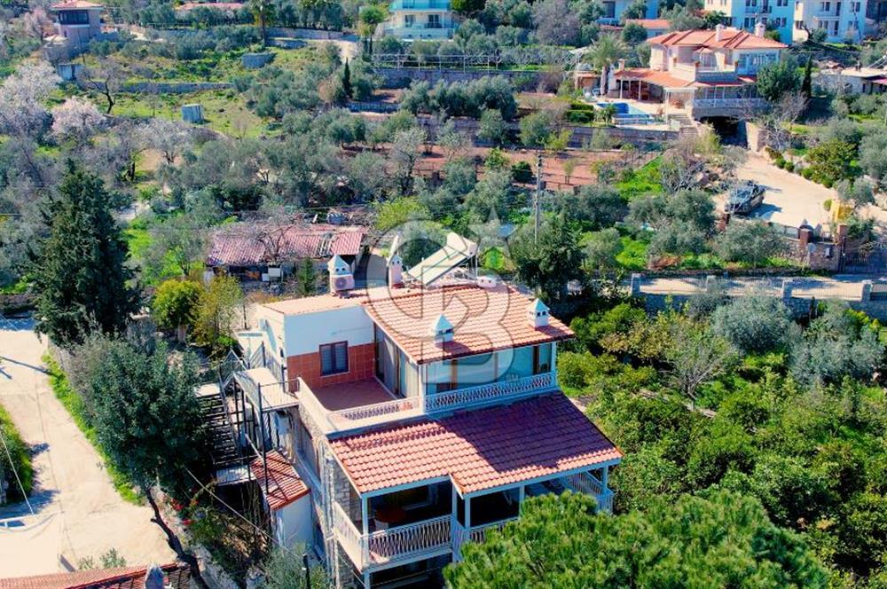 Marmaris Selimiye de 1250m2 Arsa İçerisinde Satılık Eşyalı Villa