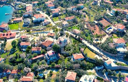 Marmaris Selimiye de 1250m2 Arsa İçerisinde Satılık Eşyalı Villa