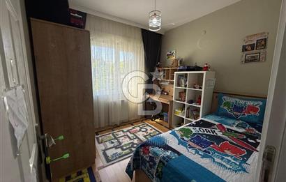 BEYLİKDÜZÜ YAKUT EVLER SİTESİNDE SATILIK LÜX 3+1 DAİRE