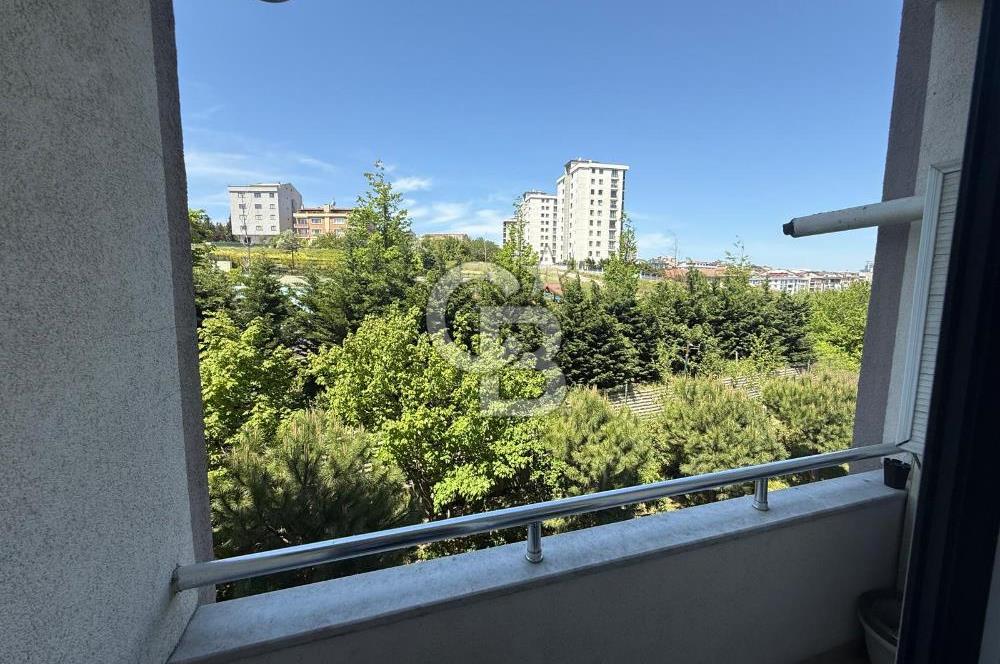 BEYLİKDÜZÜ YAKUT EVLER SİTESİNDE SATILIK LÜX 3+1 DAİRE