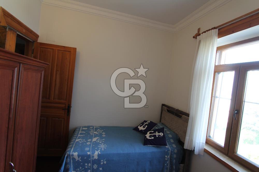 Urla İskelede Eşsiz Konumda Kiralık 2+1 Villa