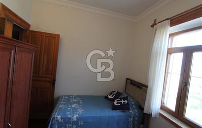 Urla İskelede Eşsiz Konumda Kiralık 2+1 Villa