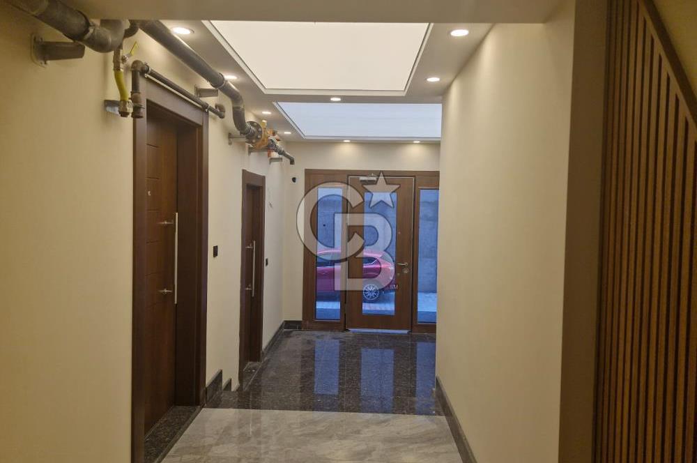 İZMİR BORNOVA'DA 1+1 SATILIK FIRSAT DAİRE