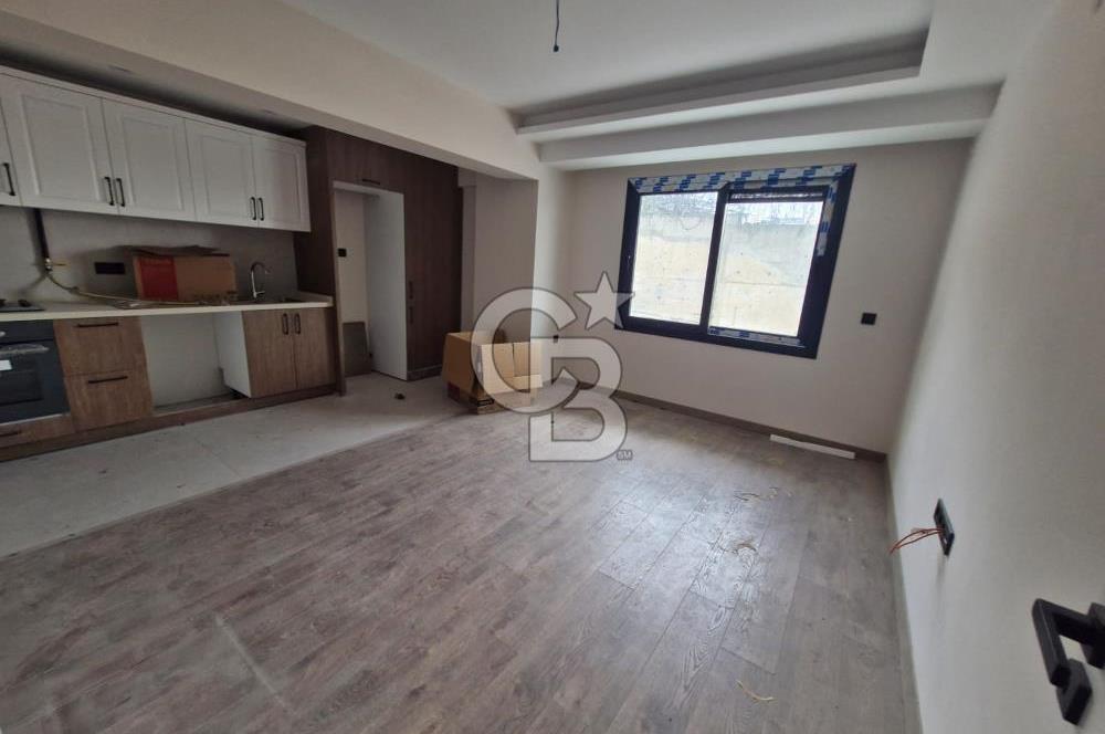 İZMİR BORNOVA'DA 1+1 SATILIK FIRSAT DAİRE