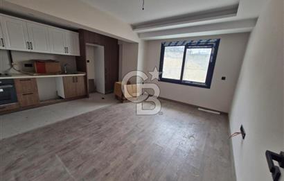 İZMİR BORNOVA'DA 1+1 SATILIK FIRSAT DAİRE