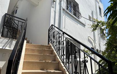 BODRUM MERKEZ MARİNAYA YÜRÜME MESAFESİNDE EŞYALI KİRALIK DAİRE