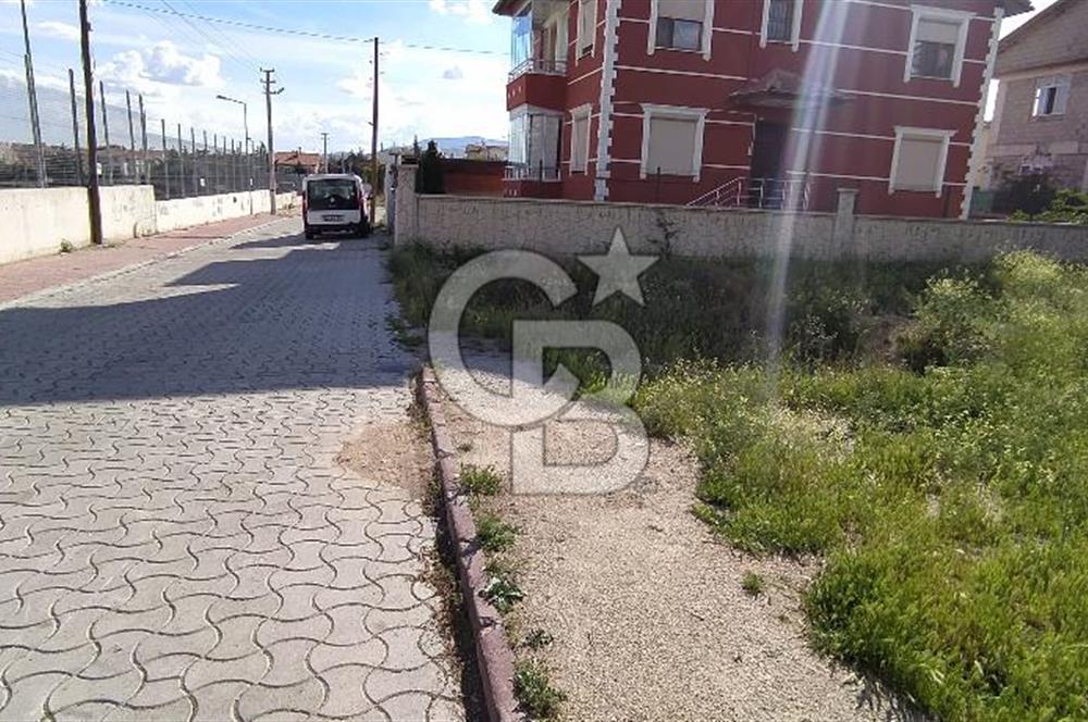  Düşük Yoğunluklu, Yüksek Getirili! Erenköy'de 2 Kat İmarlı Arsa!