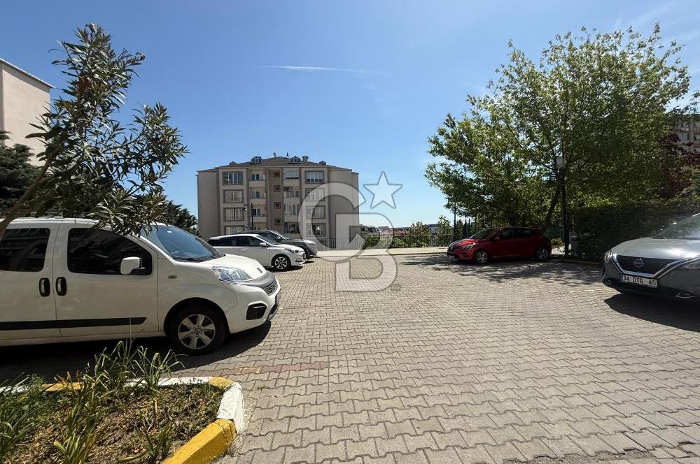 BEYLİKDÜZÜ YAKUT EVLER SİTESİNDE SATILIK LÜX 3+1 DAİRE