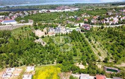CB AKADEMİ MAŞUKİYE SATILIK 2200 m2 VİLLA İMARLI KÖŞE ARSA