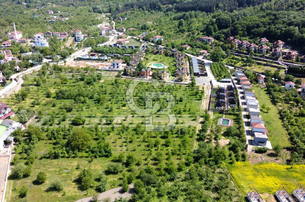 CB AKADEMİ MAŞUKİYE SATILIK 2200 m2 VİLLA İMARLI KÖŞE ARSA