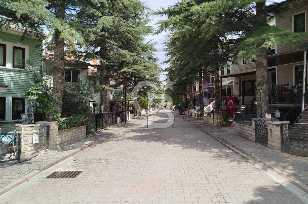 ÇAYYOLU YARENLER SİTESİNDE SATILIK VİLLA 