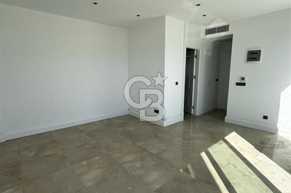 BODRUM KIZILAĞAÇ'TA HAVUZLU 1.200 M2 BAHÇELİ SATILIK VİLLA