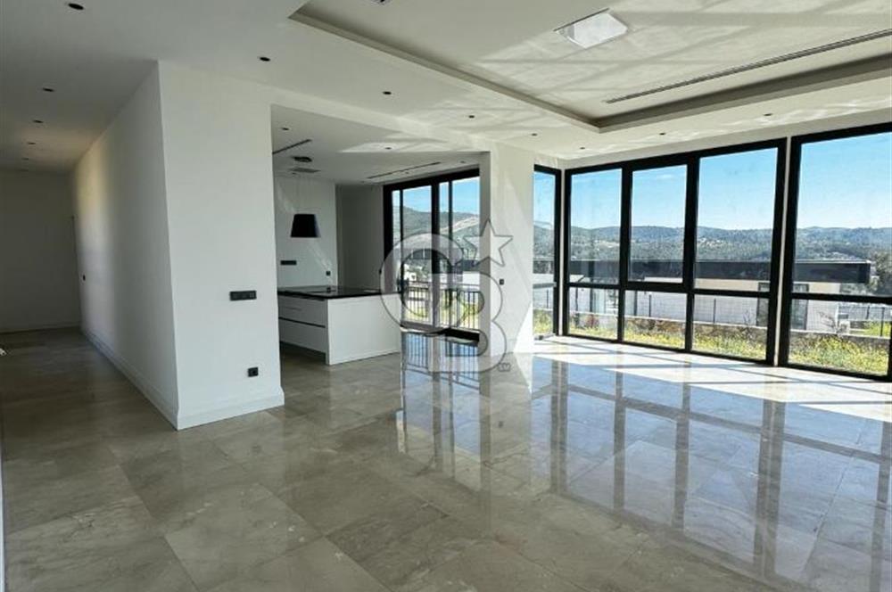 BODRUM KIZILAĞAÇ'TA HAVUZLU 1.200 M2 BAHÇELİ SATILIK VİLLA