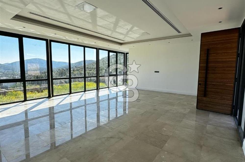 BODRUM KIZILAĞAÇ'TA HAVUZLU 1.200 M2 BAHÇELİ SATILIK VİLLA