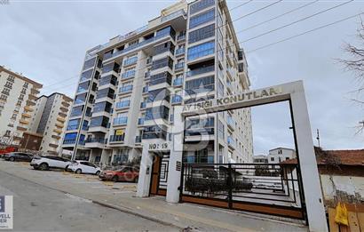 GÜNEŞEVLER AYIŞIĞI KONUTLARINDA SATILIK YAPILI BOŞ 3+1 DAİRE