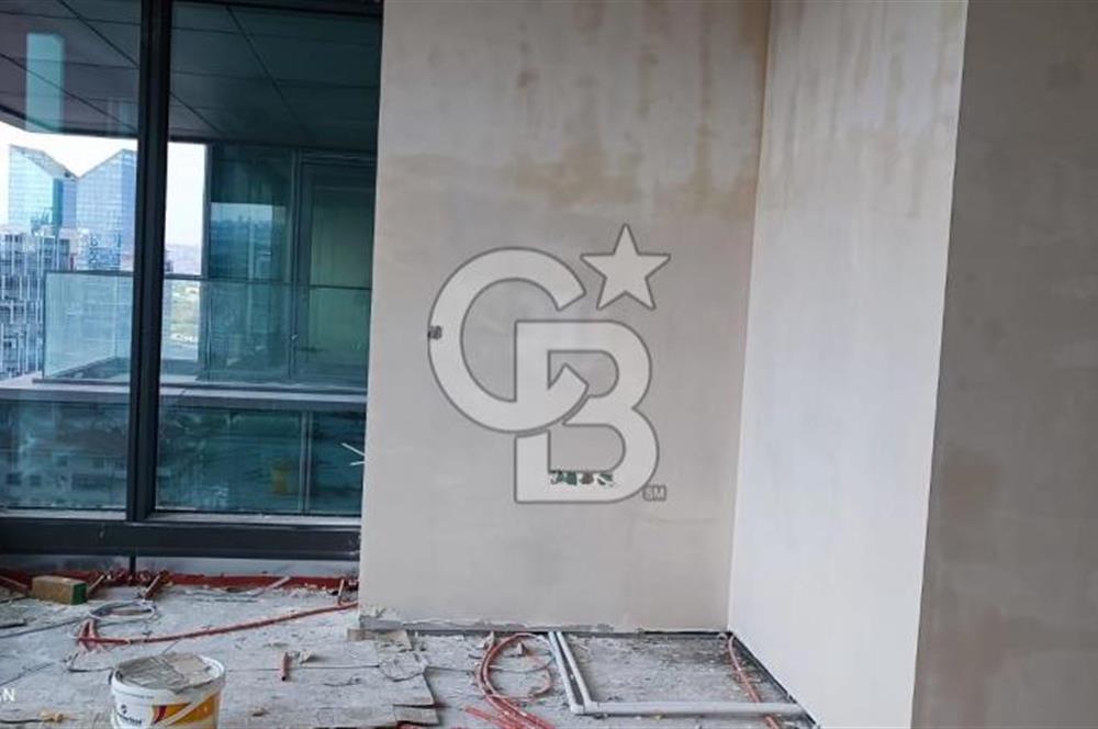 ANKARA ÇUKURAMBAR CUBES'DE İÇİ ÖZEL YAPILI 1+0 SATILIK OFİS