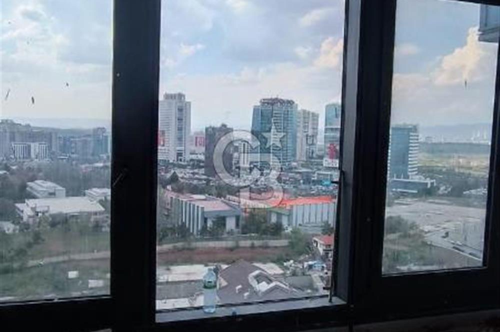 ANKARA ÇUKURAMBAR CUBES'DE İÇİ ÖZEL YAPILI 1+0 SATILIK OFİS