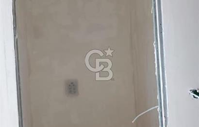ANKARA ÇUKURAMBAR CUBES'DE İÇİ ÖZEL YAPILI 1+0 SATILIK OFİS