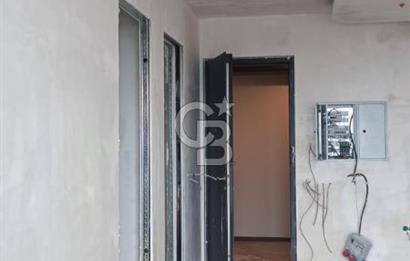 ANKARA ÇUKURAMBAR CUBES'DE İÇİ ÖZEL YAPILI 1+0 SATILIK OFİS