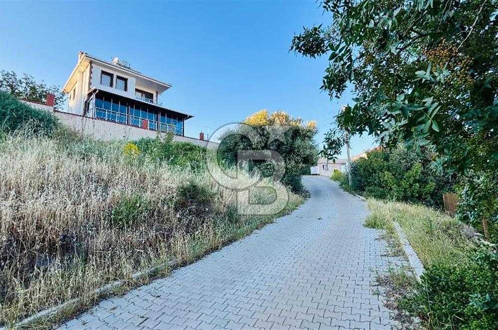 Yenifoça Donatkentte Satılık Arsa