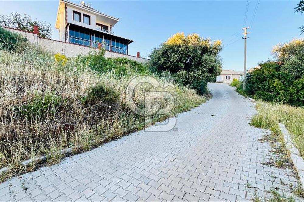 Yenifoça Donatkentte Satılık Arsa