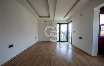 URLA İSKELE MAH. SATILIK 4+1 TRİPLEKS VİLLA
