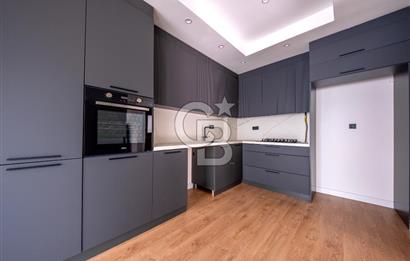 URLA ZEYTİNALANI'NDA SATILIK 3+2 TRİPLEKS VİLLA