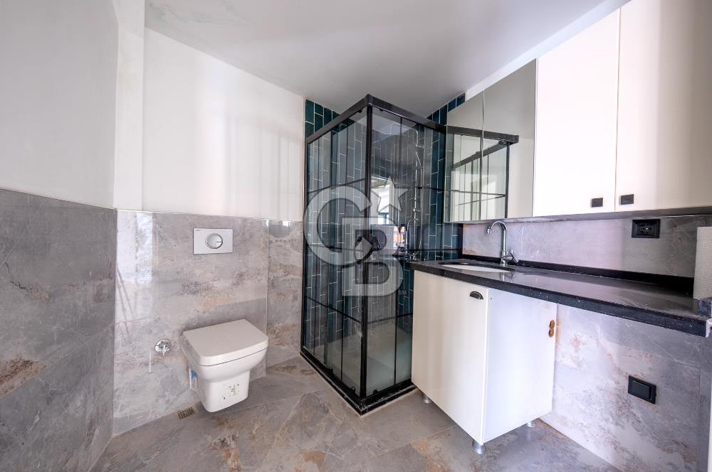URLA İSKELE MAH. SATILIK 4+1 TRİPLEKS VİLLA