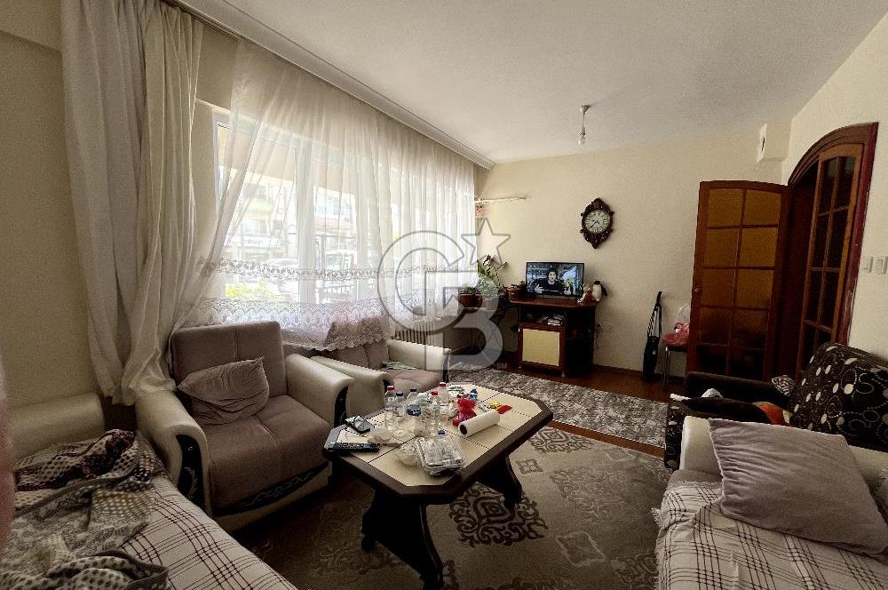 ÇANAKKALE CEVATPAŞADA CADDE ÜZERİ GİRİŞ KAT SATILIK 3+1