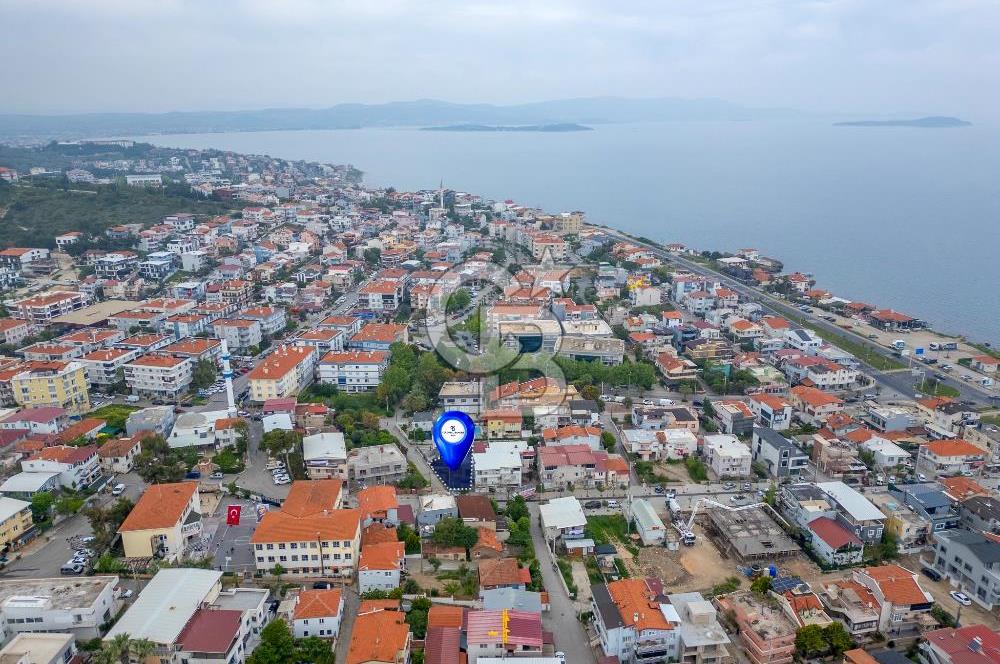 URLA ZEYTİNALANI'NDA SATILIK 3+2 TRİPLEKS VİLLA