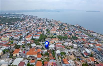 URLA ZEYTİNALANI'NDA SATILIK 3+2 TRİPLEKS VİLLA