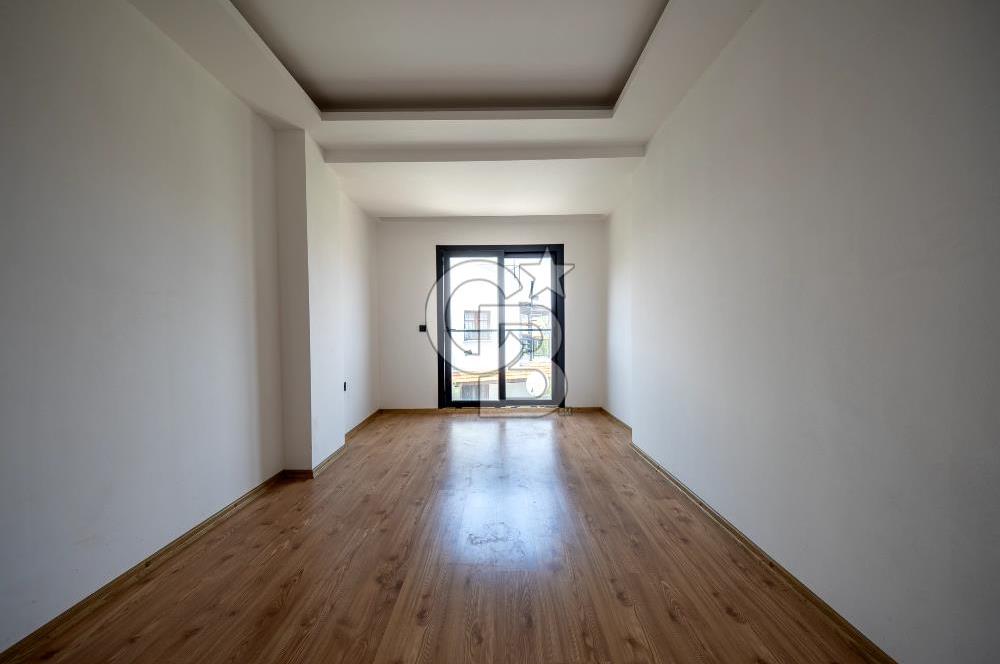 URLA İSKELE MAH. SATILIK 4+1 TRİPLEKS VİLLA