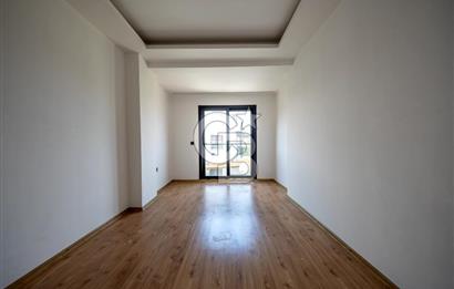 URLA İSKELE MAH. SATILIK 4+1 TRİPLEKS VİLLA
