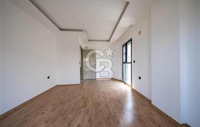 URLA İSKELE MAH. SATILIK 4+1 TRİPLEKS VİLLA