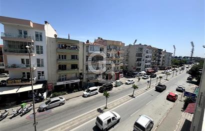 ÇANAKKALE CEVATPAŞADA CADDE ÜZERİ ARAKAT GENİŞ SATILIK 3+1