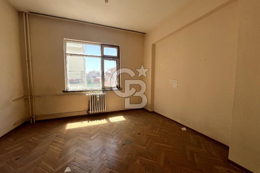 ÇANAKKALE CEVATPAŞADA CADDE ÜZERİ ARAKAT GENİŞ SATILIK 3+1