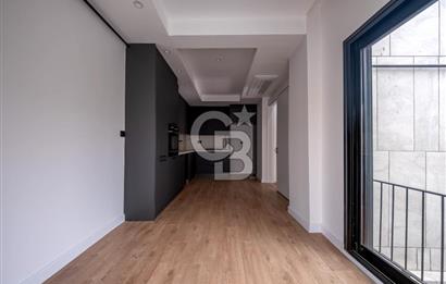 URLA ZEYTİNALANI'NDA SATILIK 3+2 TRİPLEKS VİLLA