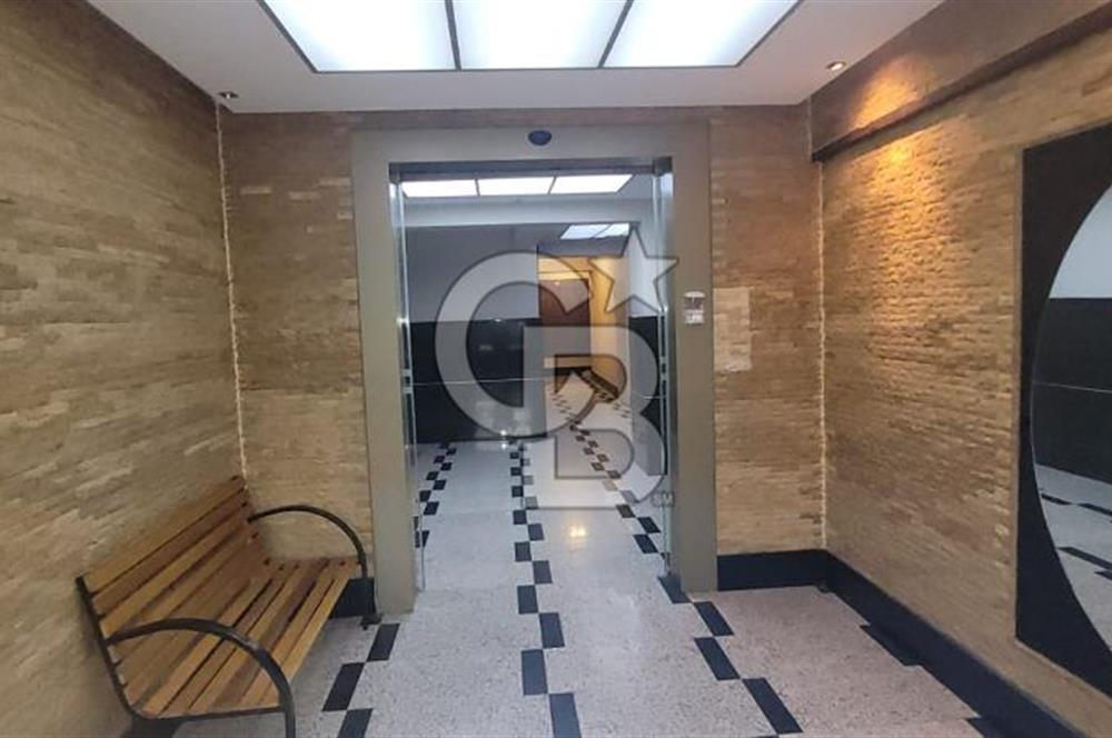 Bayraklı Merkezi Konumda Kiralık 3+1 Lüks Daire.