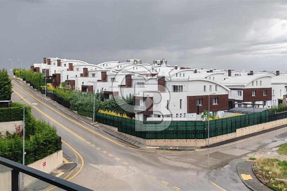 ALACAATLI ARTE 168 SİTESİ'NDE SATILIK 4+1 DAİRE