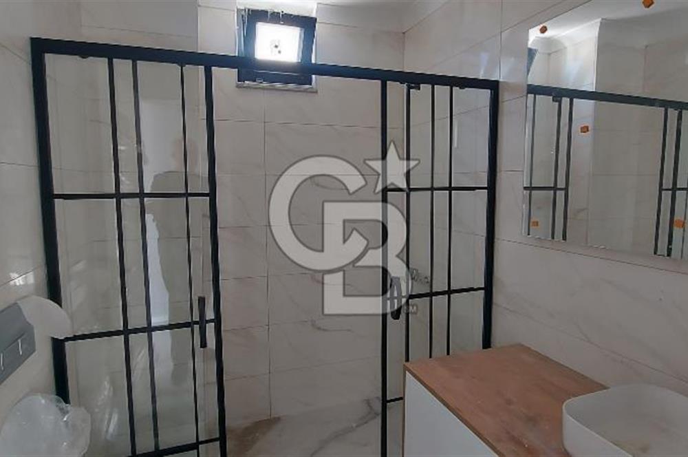 BAŞİSKELE YUVACIK YAKACIKTA SİTE İÇİ 5+2 SATILIK TRİPLEX VİLLA