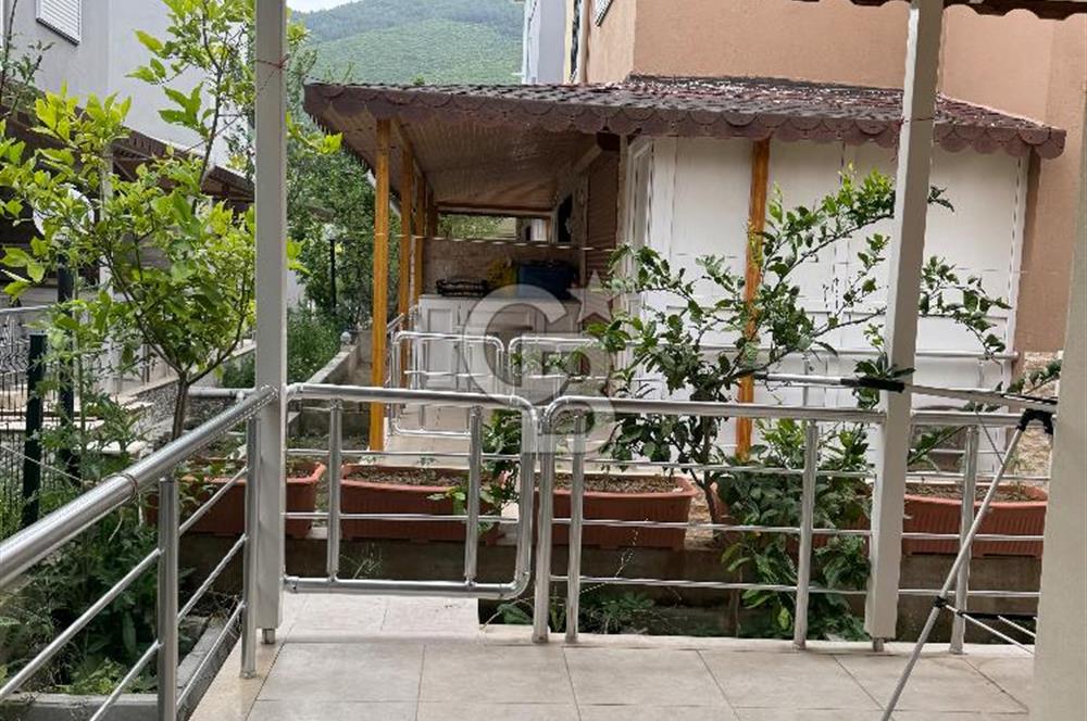 KUŞADASI GÜZELÇAMLI’DA SATILIK DUBLEKS VİLLA