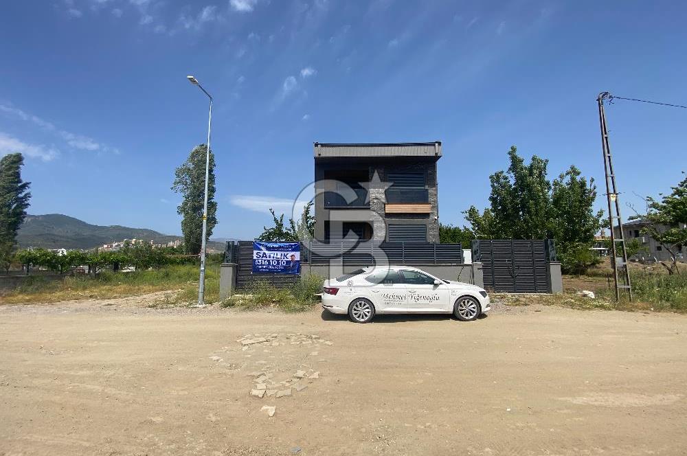 EDREMİT ŞEHİR MERKEZİNDE HAMİDİYE'DE 4+1 MÜSTAKİL LÜKS VİLLA