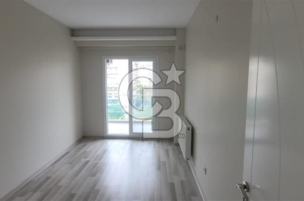 Bayraklı Merkezi Konumda Kiralık 3+1 Lüks Daire.