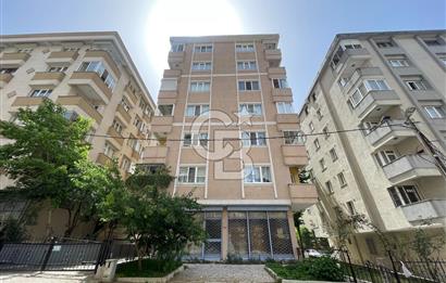 İçerenköy Merkezde Satılık Boş Dükkan
