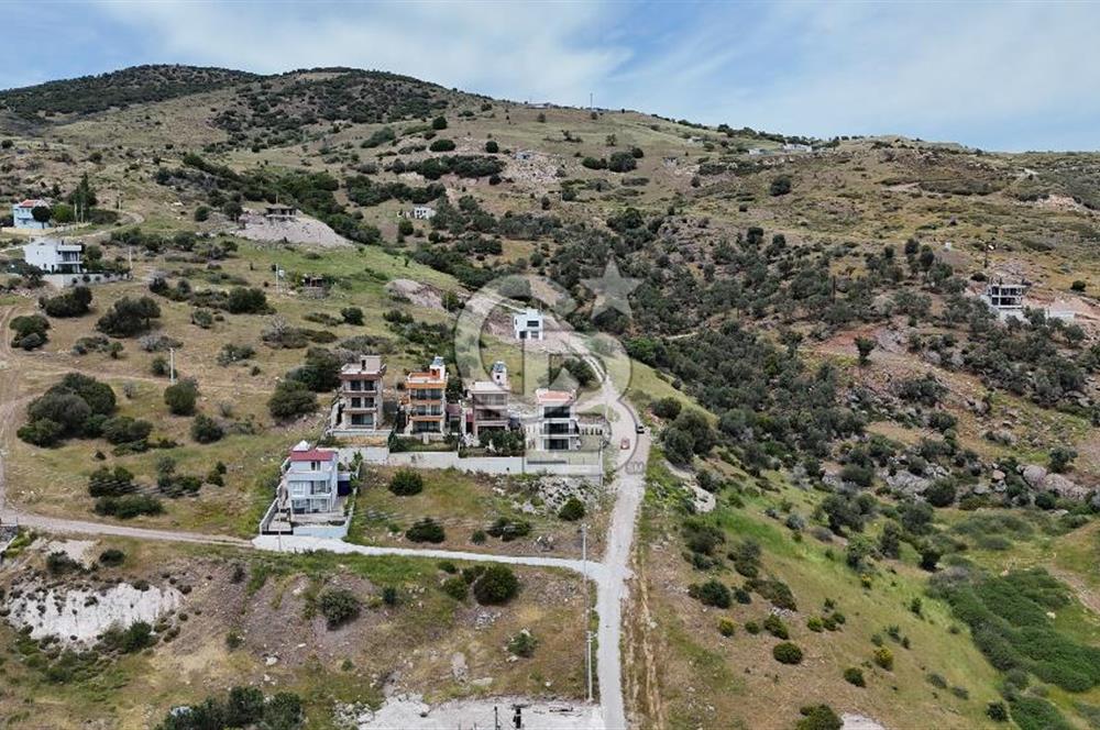 Çandarlı’da Satılık Havuzlu Asansorlu Villa