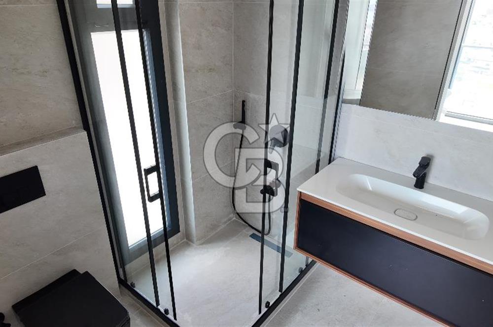 Çandarlı’da Satılık Havuzlu Asansorlu Villa