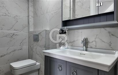 Çandarlı’da Satılık Havuzlu Asansorlu Villa